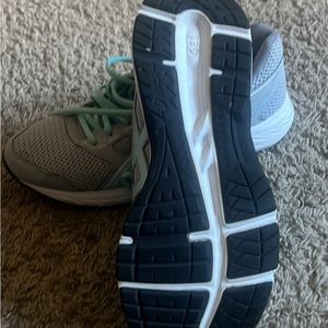 Brand new Asia sneaker gel contended 8